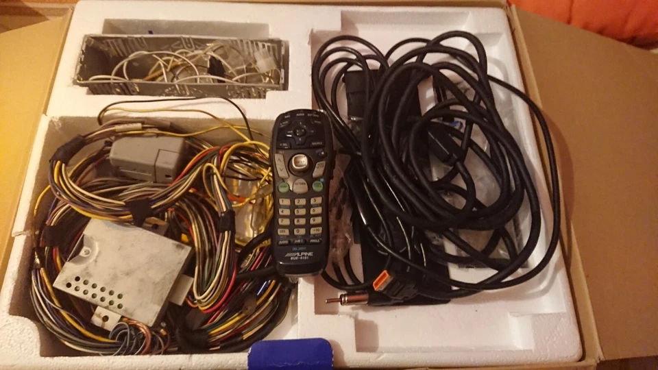 LEGENDARY ALPINE IVA-D900R Media Station Car Stereo 1 DIN 7" Screen - Immagine 3 di 4