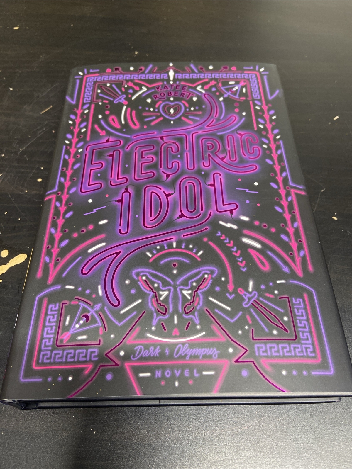 Bookish Box Electric Idol Katee Robert Dark Olympus Digital Signature