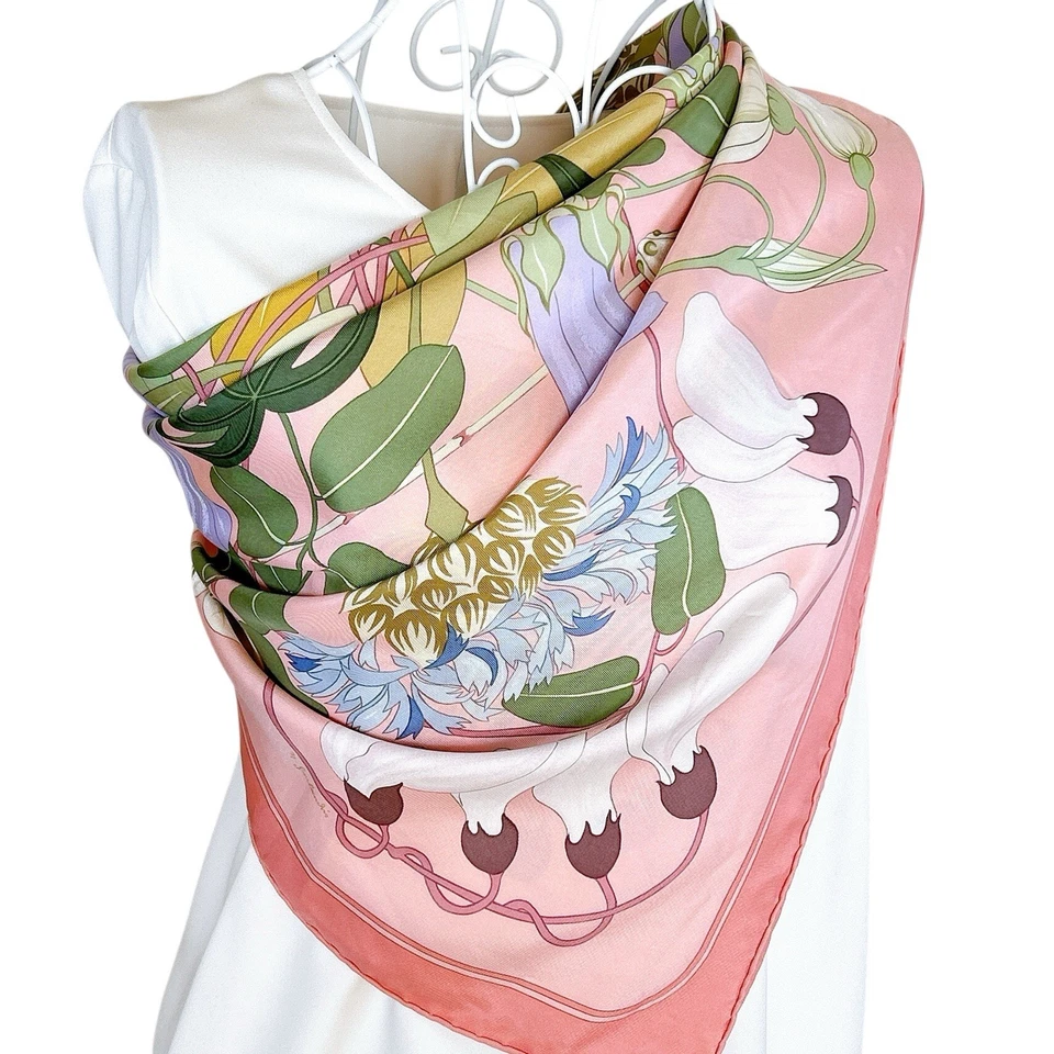 Vintage HERMES Carre 90 Silk Scarf "Flora Graeca" Seibu 50th Anniv. Pink Used - Image 3 of 4