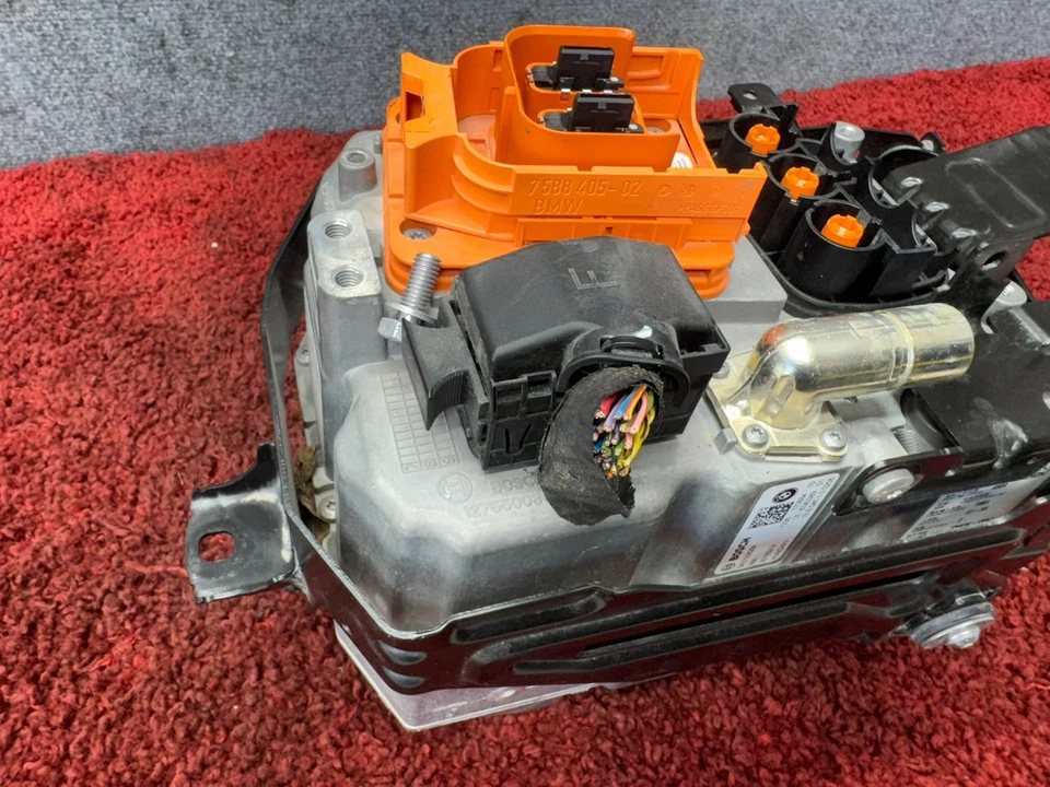 BMW G11 G12 G30 530E Hybrid High Voltage Battery Inverter Junction Block Oem B8 - Image 4 of 4