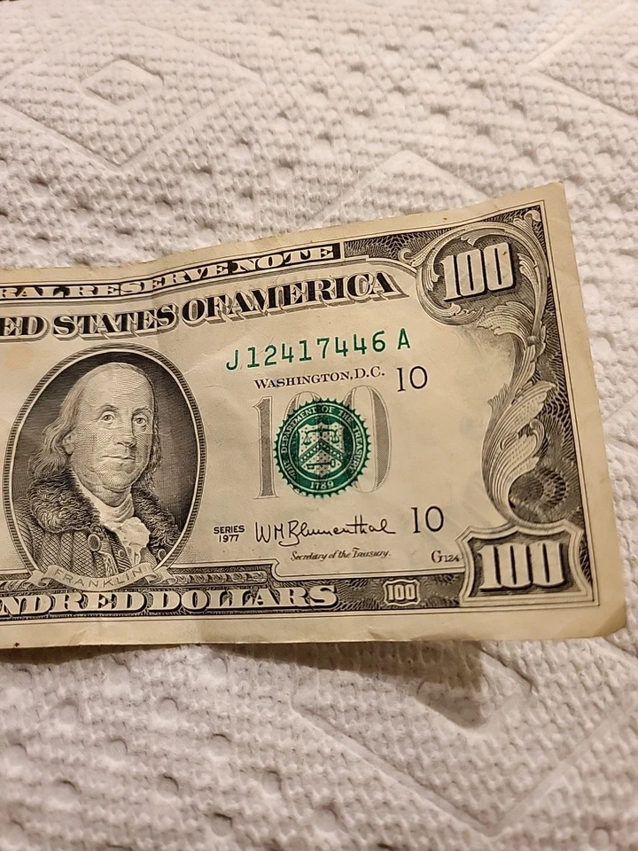Series J 1977 $100 Dollar Bill Federal Reserve Note Circulated - Image 4 of 4