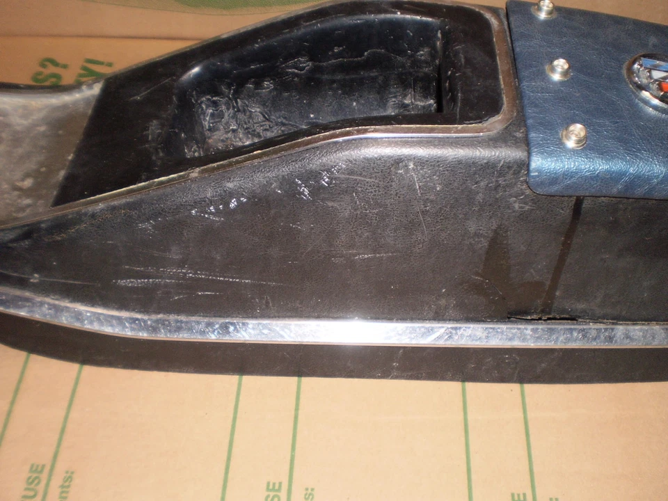 МОДИФИЦИРОВАННАЯ АВТОМАТИЧЕСКАЯ НАПОЛЬНАЯ КОНСОЛЬ 68-69 BUICK GS SKYLARK СПЕЦИАЛЬНЫЕ ТАМОЖЕННЫЕ КРЫСИНЫЕ УДИЛИЩА 70-2 - Изображение 4 из 4