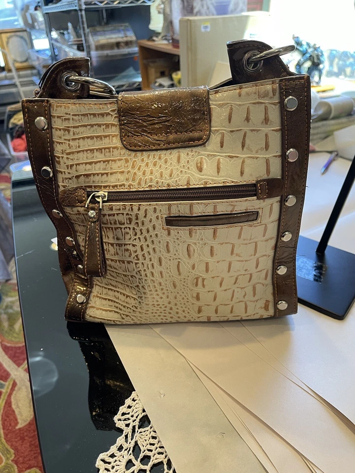 Bolso de hombro Y2K MC Marc Chantal 2 tonos sin usar, en caja, charol con textura de cocodrilo, Foto 4 de 4