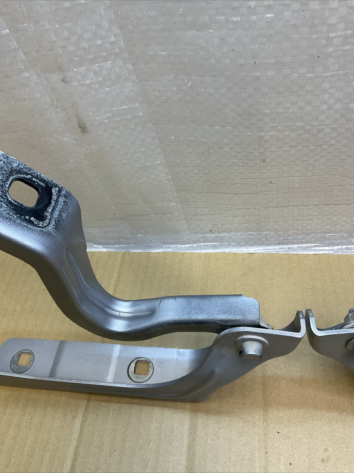 14-21 Maserati Ghibli Quatt Front Hood Bonnet Hinge Support Bracket Set Oem