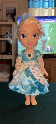 Jakks Pacific Disney Frozen Snow Glow Elsa 14” Talking/Singing