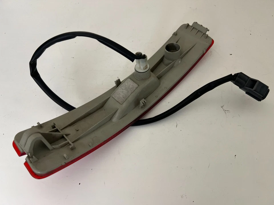 VOLVO XC90 2003 - 2006 trasero izquierdo lado conductor marcador parachoques reflector LH OEM Foto 2 de 2