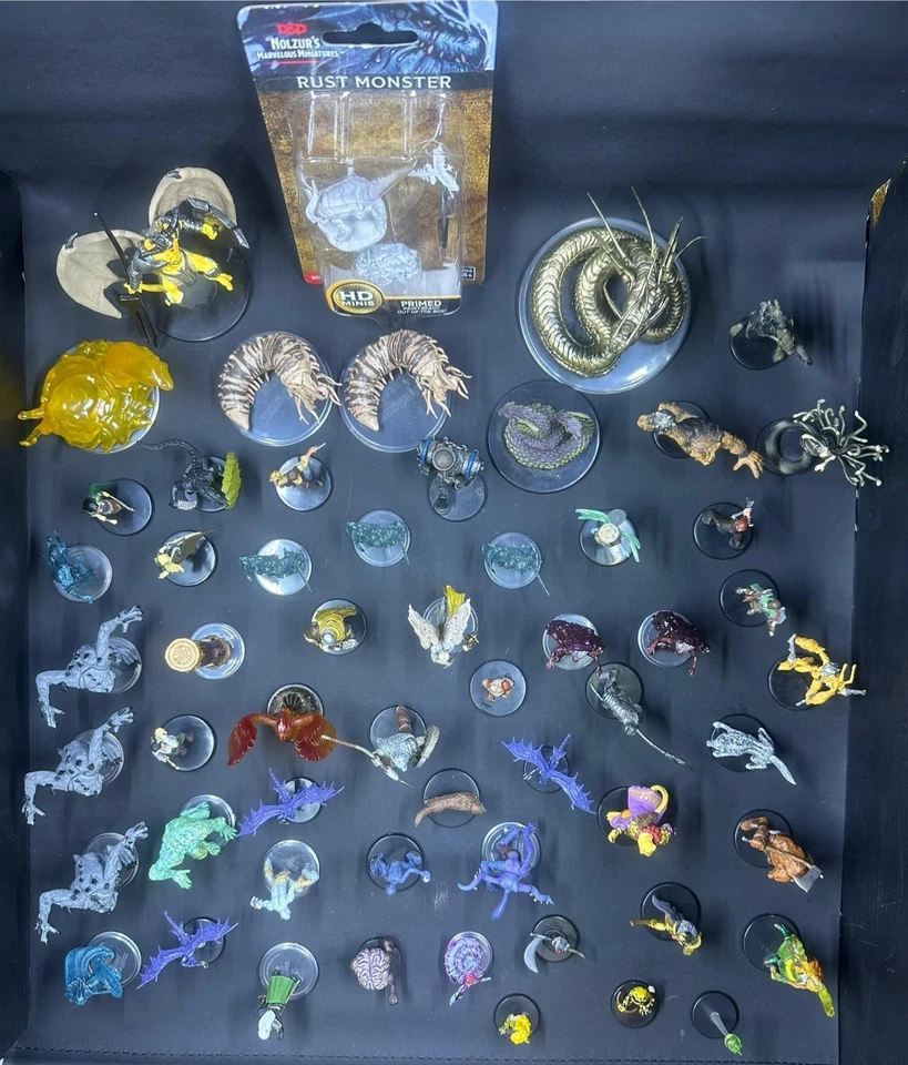 Lote 103 miniaturas D&D Minis Foto 2 de 4