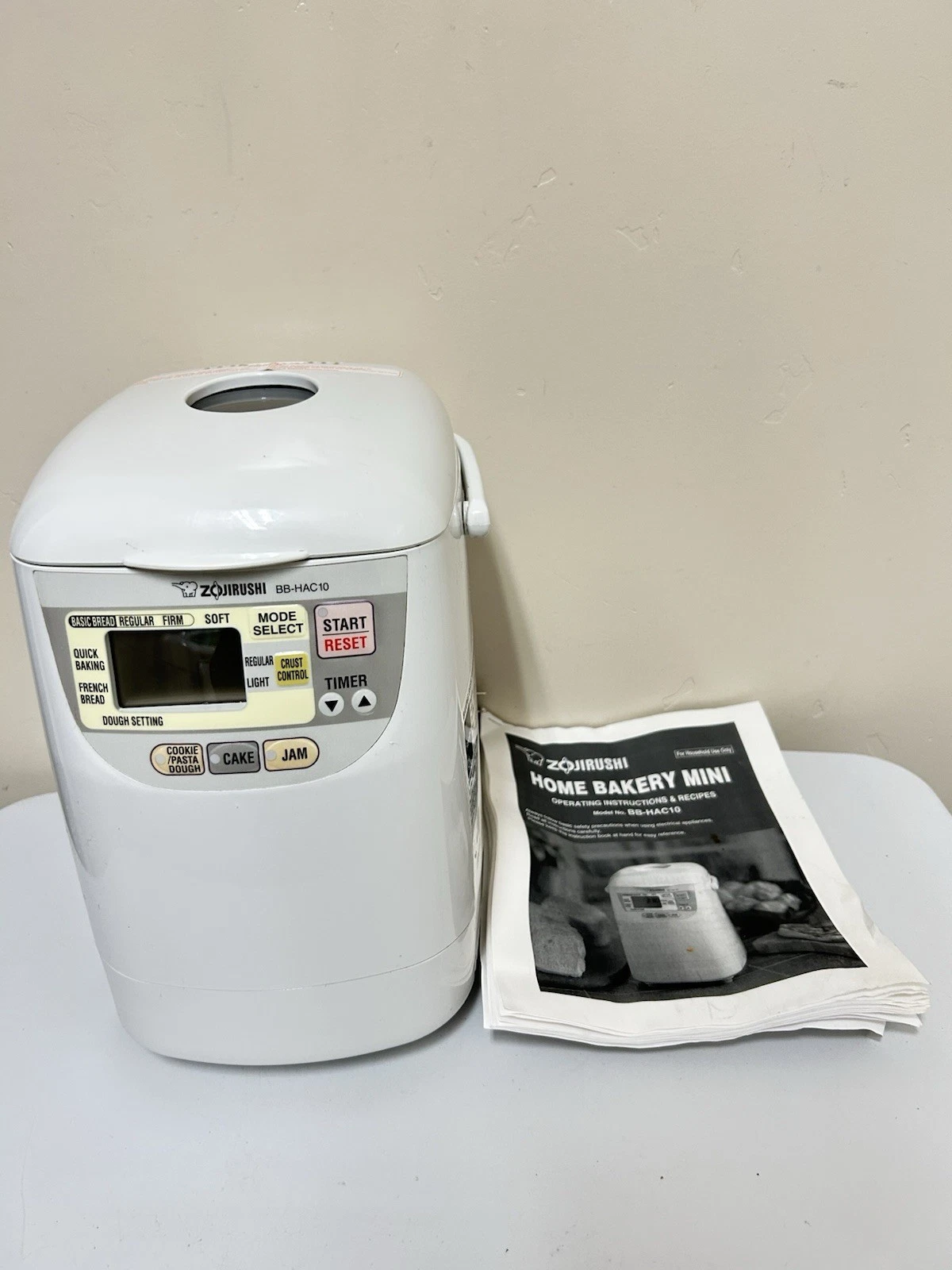 Zojirushi BBHAC10 Programmable Mini Breadmaker - White