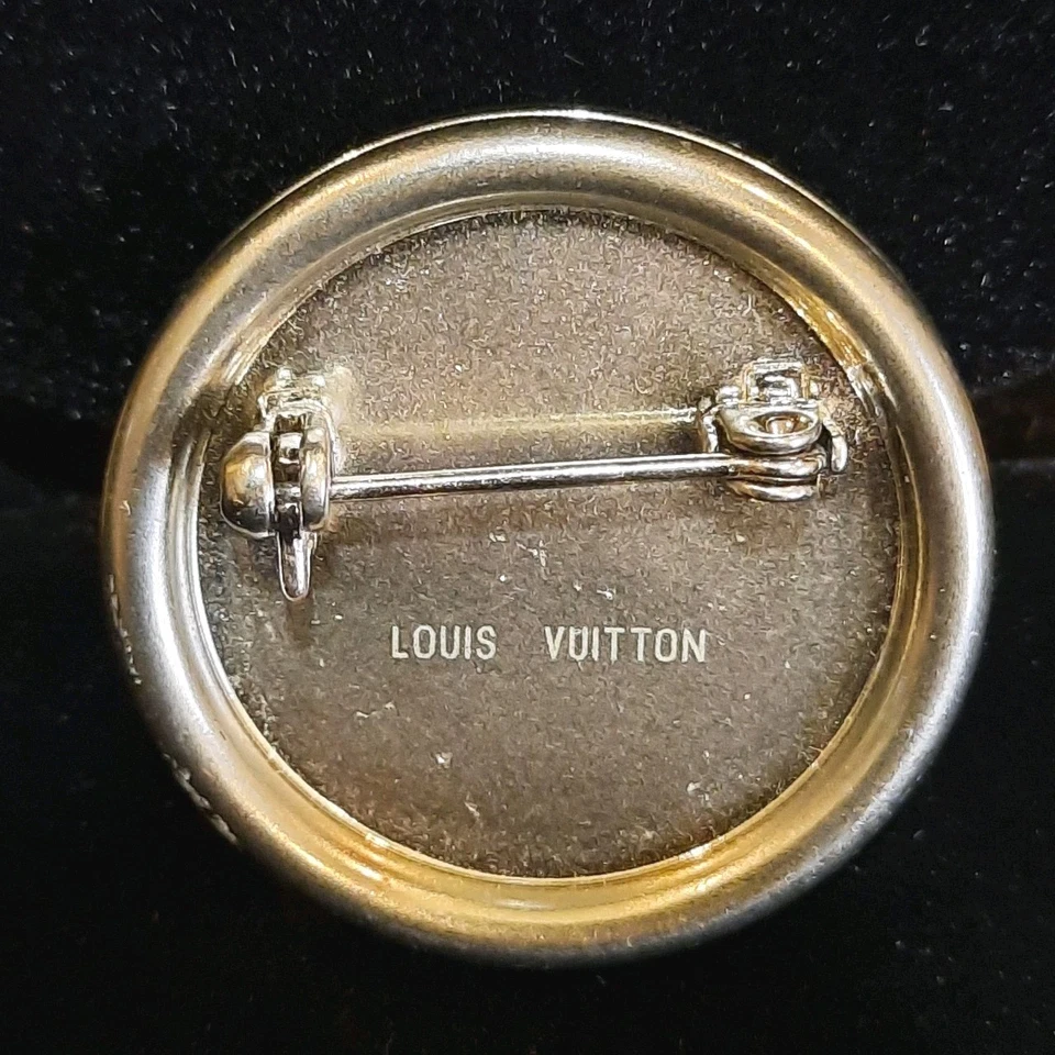 VERY RARE Louis Vuitton Hibiscus Button PIN BROOCH LV Logo Enamel Black Antique  - Image 4 of 4