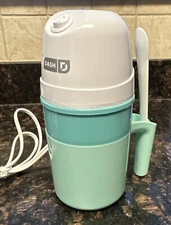DASH My Pint Ice Cream Maker Machine Makes Sorbet/Frozen Yogurt w/mixing spoon