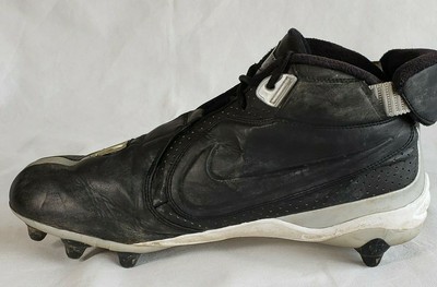 mike vick football cleats