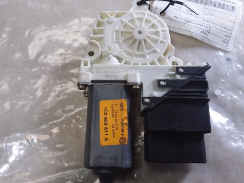 VOLKSWAGEN GOLF LEFT REAR WND REG/MOTOR 5DR HATCH 09/98-04/04 98 99 00 01 02 03