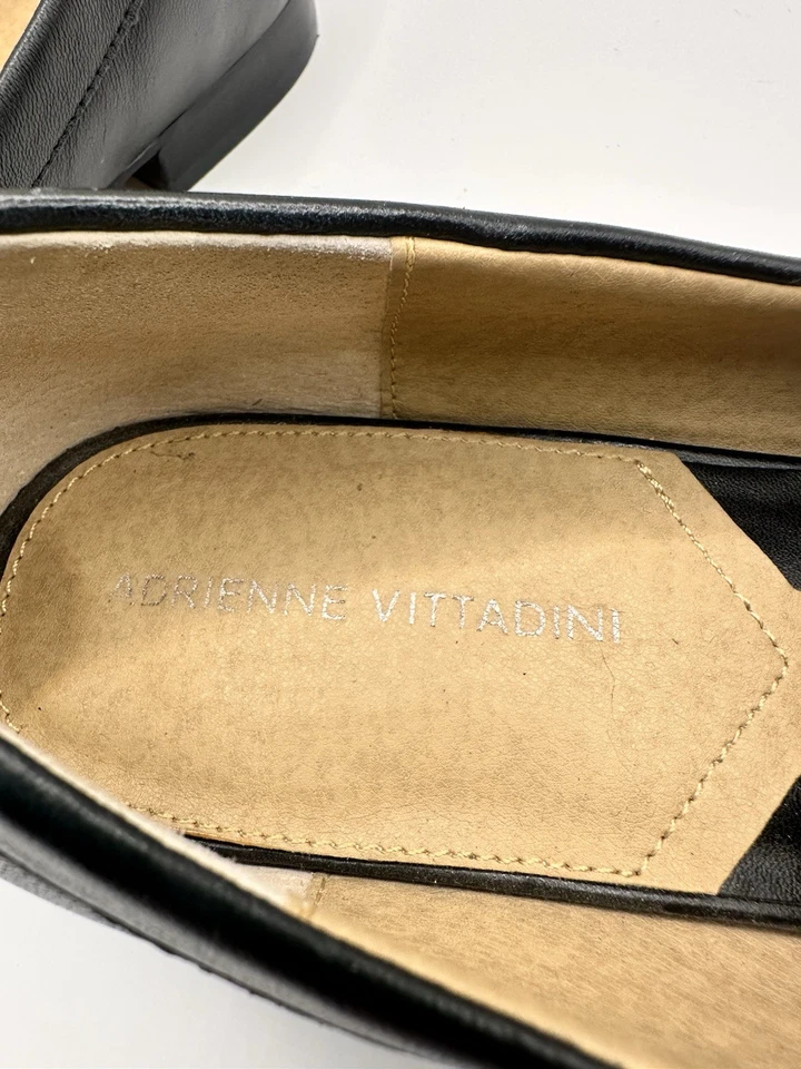 Mocasines Adrienne Vittadini de cuero flexible negros con eslabones plateados para mujer 8,5 M Foto 4 de 4