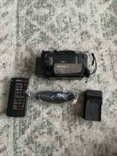 Sony Handycam DCR-TRV8 MiniDV Camcorder For Parts or Repair Read