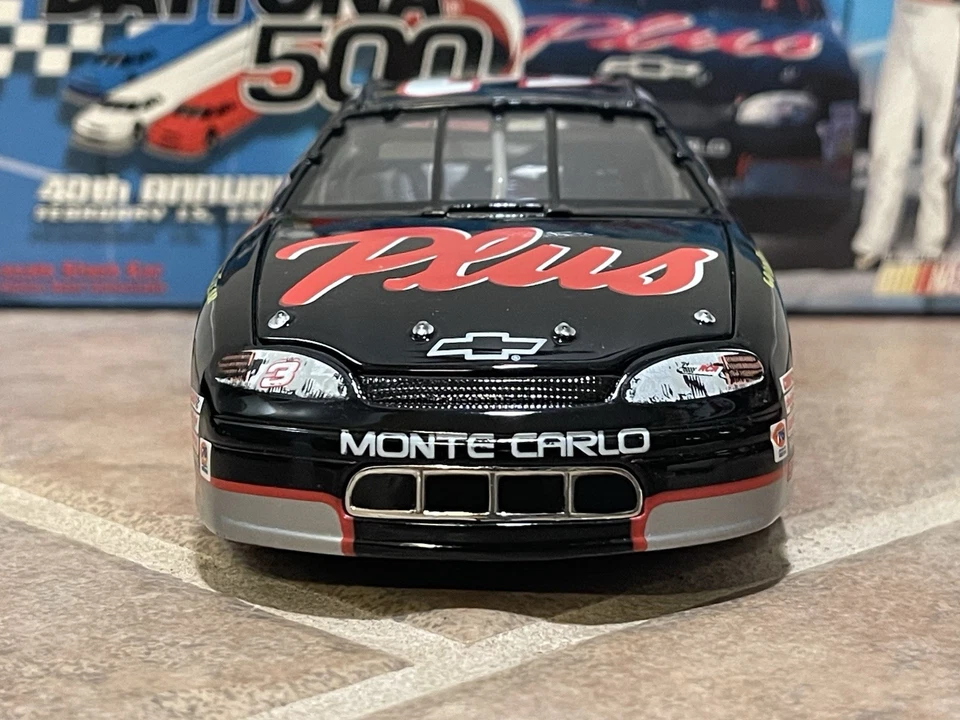 1998 Dale Earnhardt Goodwrench Monte Carlo Daytona 500 Win Action NASCAR 1/24 - Image 4 of 4