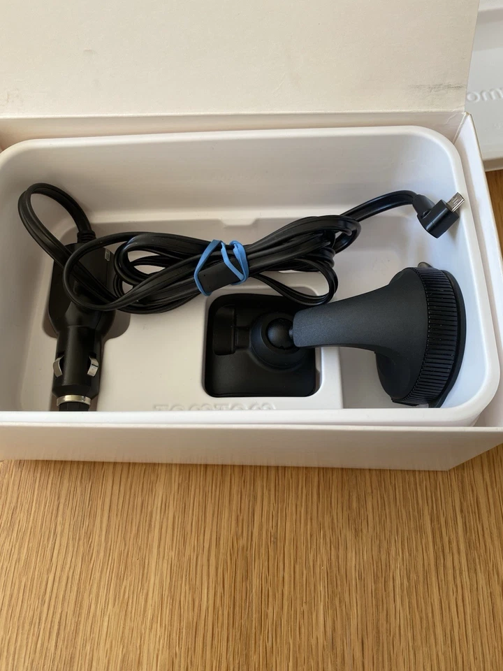 TomTom GO 620 Navigationsgerät mit WiFi - Bild 3 von 4