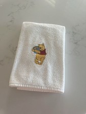 Vintage Disney Winnie the Pooh Embroidered Bath Towel White