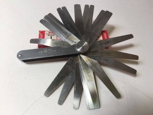 Starrett Thickness Gage. 0.002 - 0.024 Imperial, 26 Leaf 66T - Picture 2 of 2