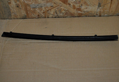 BMW 3 Series E46 Saloon Trim Window Frame Window Guide Bar Door Rear Right