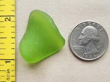 GENUINE BEACH SEA GLASS SURF TUMBLED LIME GREEN CURVE SHAPE FROSTED PENDANT E01