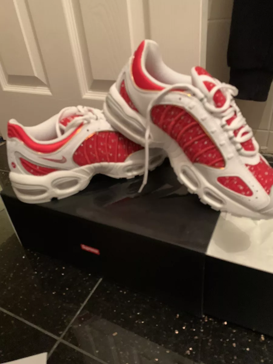 Nike -supreme air max tailwind UK8.5. Nike X Supreme