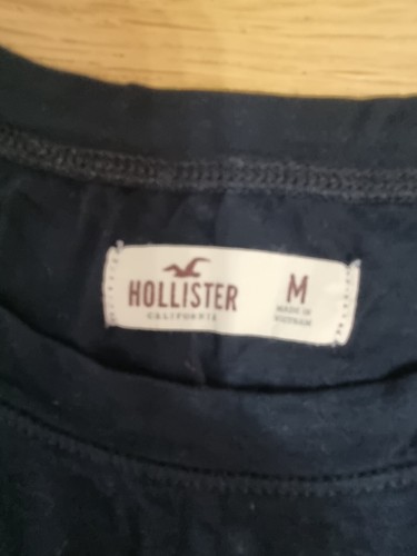 Hollister Size Medium Black & White Floral Top - Picture 4 of 4
