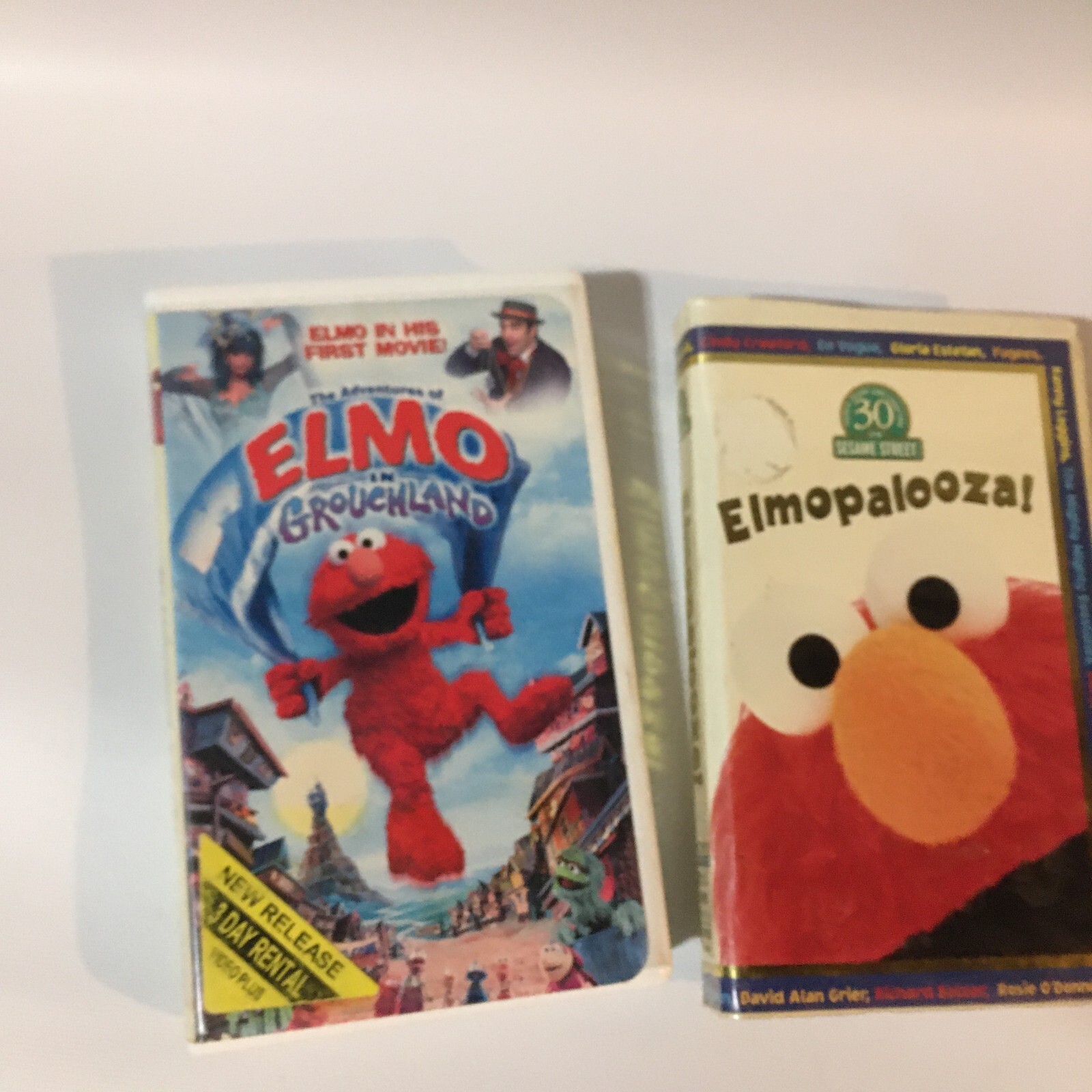LOT OF 2 SESAME STREET ELMO VHS TAPES ELMO grouchland ELMOPALOOZA ELMO
