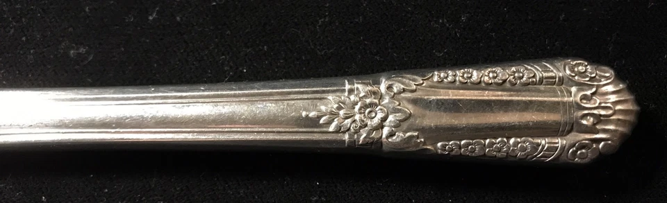 Cubiertos de plata de ley - Cuchillo de rejilla inaugural de State House Foto 2 de 4