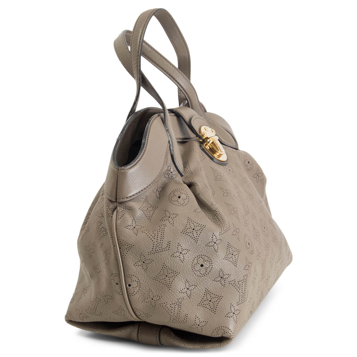 64822 auth LOUIS VUITTON taupe MONOGRAM MAHINA CIRRUS PM Shoulder  