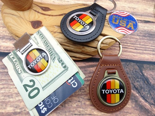 NUOVO RARO PORTAFOGLIO FERMASOLDI VINTAGE TOYOTA AUTO CHIUSURA REGOLABILE Automotive - Foto 6 di 9