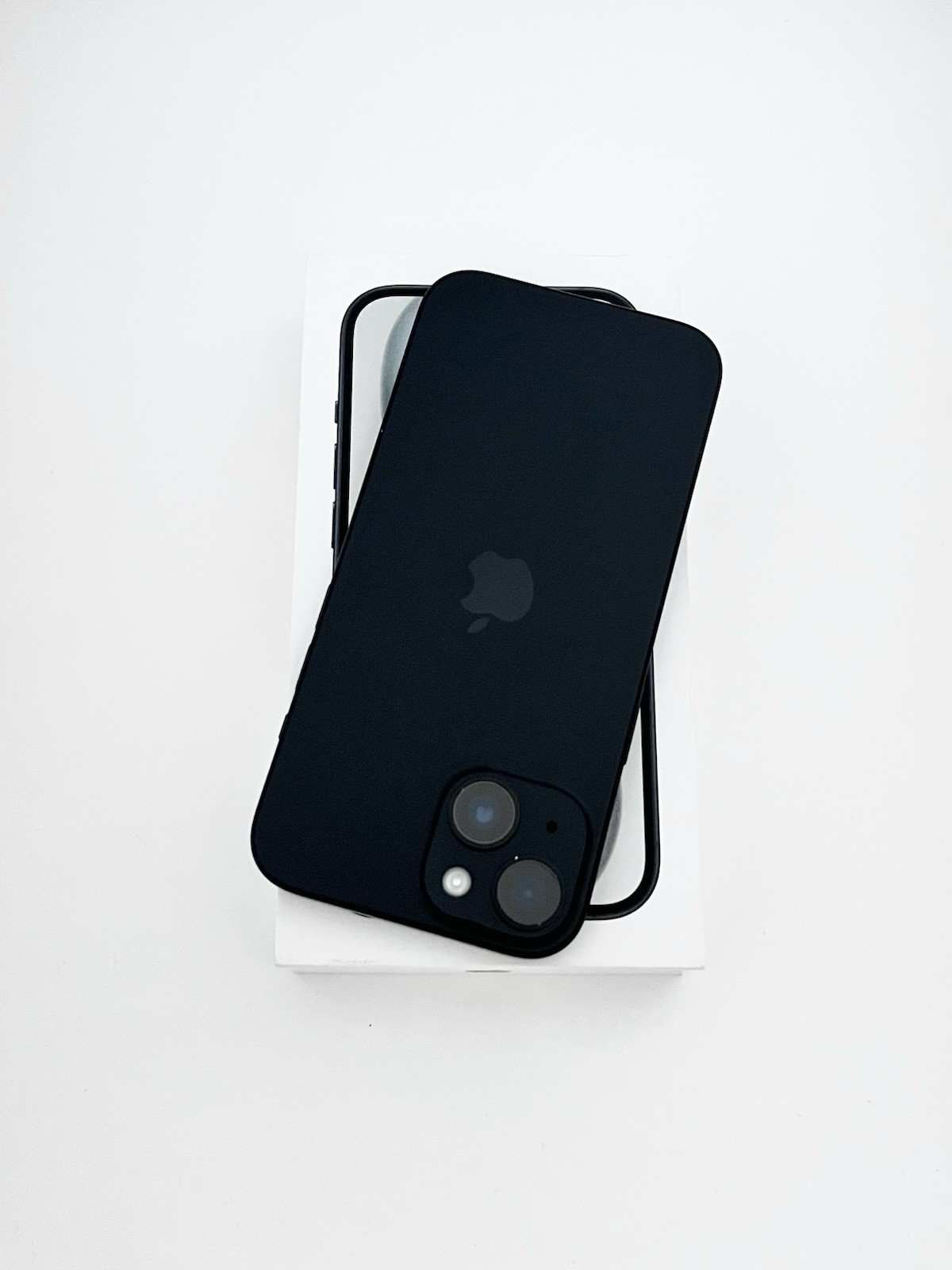 Apple iPhone 15 128GB Black Unlocked Original With Box Very Good Condition