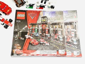 LEGO Cars: Tokyo International Circuit (8679) 100% Complete w/ Instructions