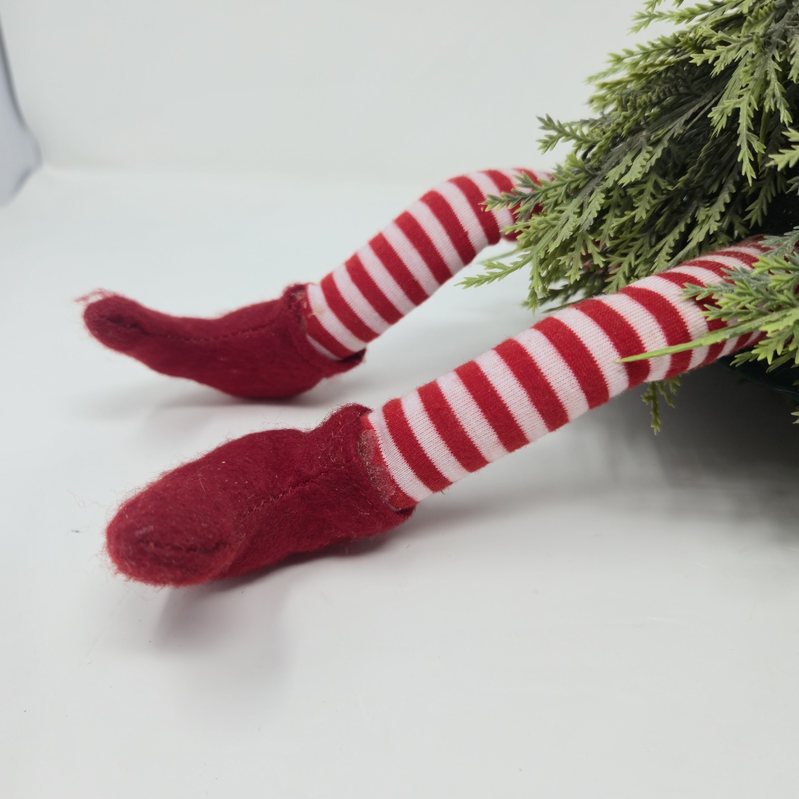 ​Ganz Christmas Gnome Shelf Sitter Red Striped Dangle Legs Pine Needle Beard image 10