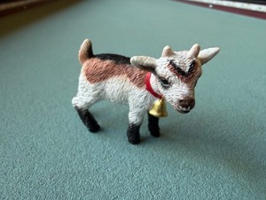 Schleich 2012 Baby Goat Kid Figure W/ Bell Farm Retired Toy Figurine 13720