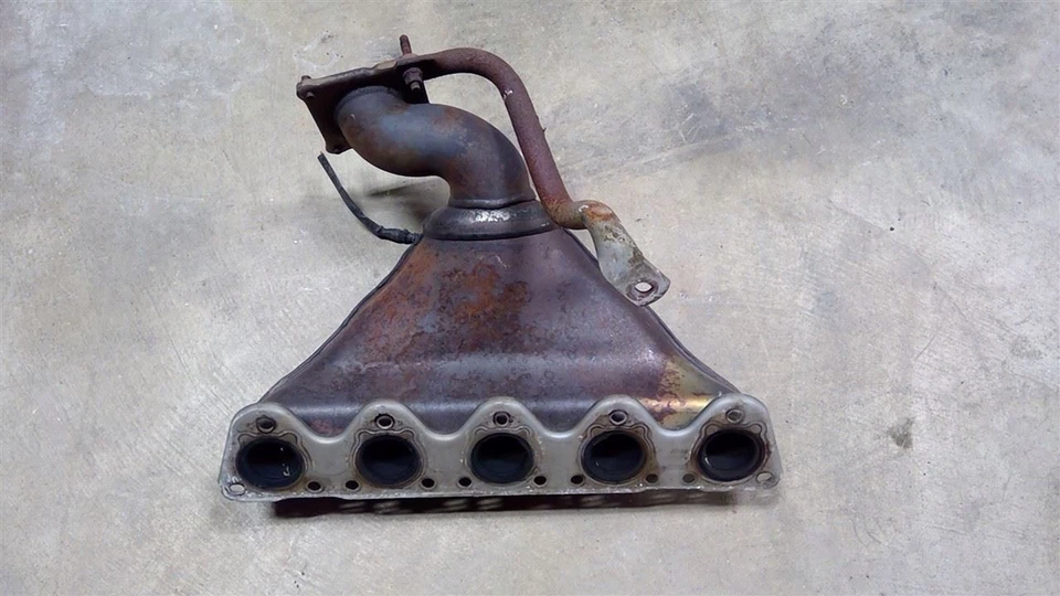 Exhaust Manifold 2.5L Fits 06-10 BEETLE 104758 - Image 3 of 4