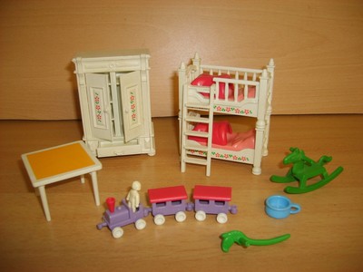 Playmobil Nostalgie Rosa Puppenhaus 1900 5312 Kinderzimmer Kleiderschrank