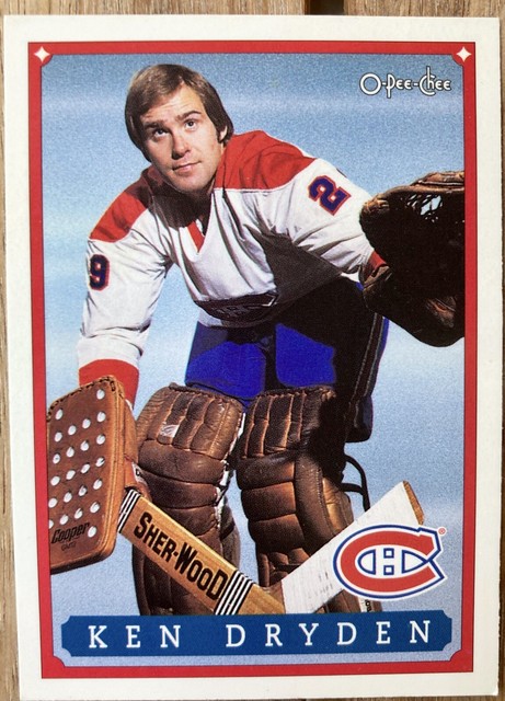 1971 72 O P C O Pee Chee KEN DRYDEN ROOKIE CARD 45 Montreal Canadiens 
