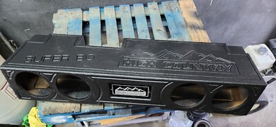 2014-2018 Custom Chevy Silverado High Country Crew Cab sub box Quad 8'' Ported