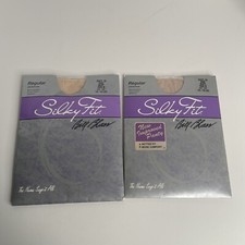 Lot Of 2 Pantyhose Silky Fit by Bill Blass Buff Size B Sandlefoot - New