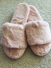 Women's NWOT INC International Concepts Velour Scuff Pink Slippers Size XL