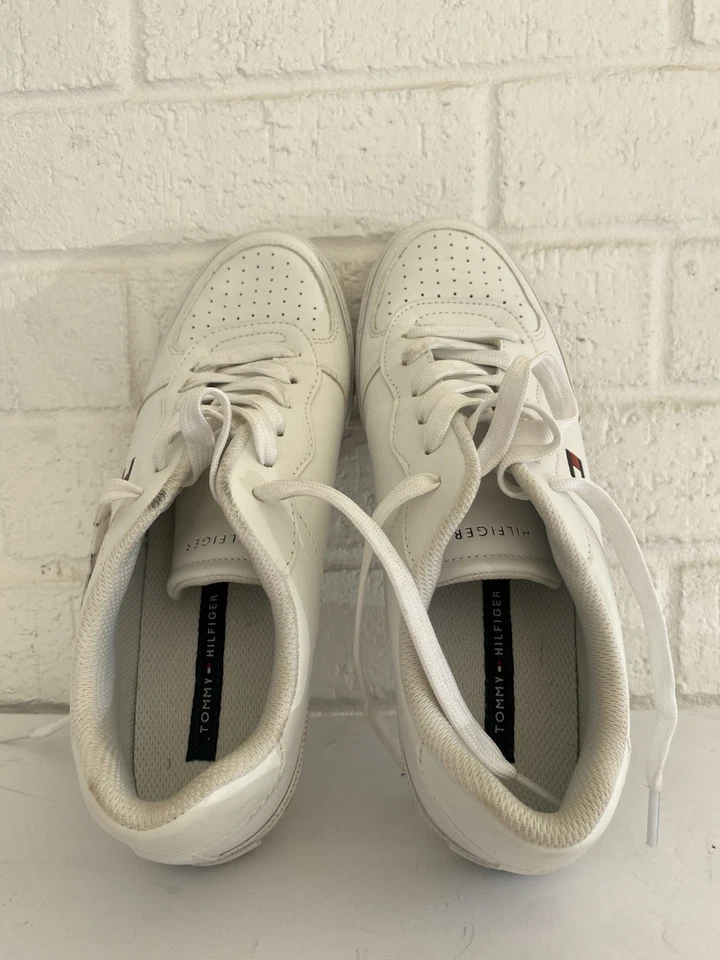 Tommy Hilfiger Mujer 7.5 Blanco Zapatillas bajas Zapatos Informales TWLELIN-R Sin Caja Foto 4 de 4