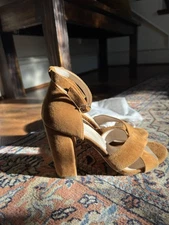 Raye Brown Suede Women’s Heels Size 7.5 Perfect for Autumn