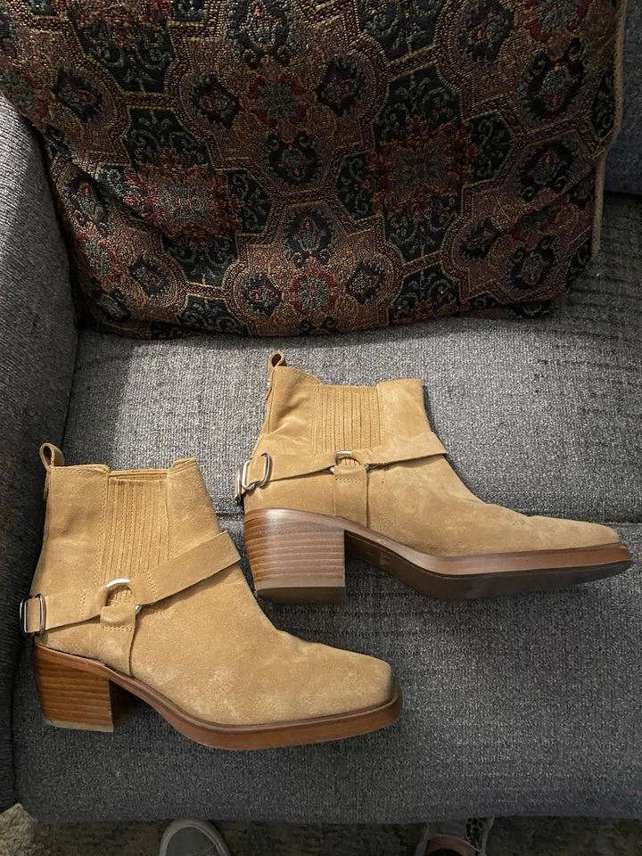 Sam Edelman Bellamie Gamuza Arnés Western Botines en Gamuza Camel Talla 8.5 Foto 2 de 4