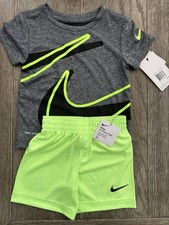 Nike Boy s Dri-Fit T-Shirt Shorts 2 Piece Set 2t