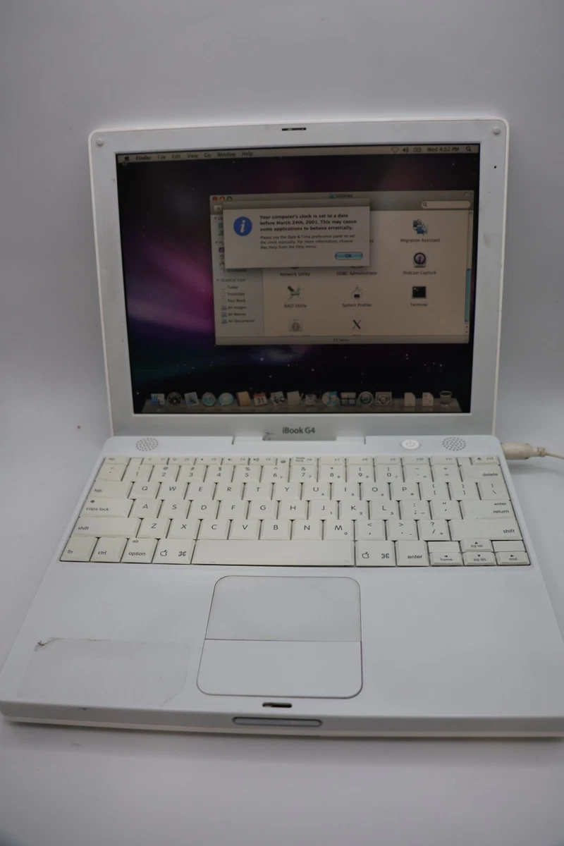 Lot De 3 IBook G4 Apple Vintage - 2005, 14", PowerPC G4, Pour Pièces (ne Fonctionnent Pas)