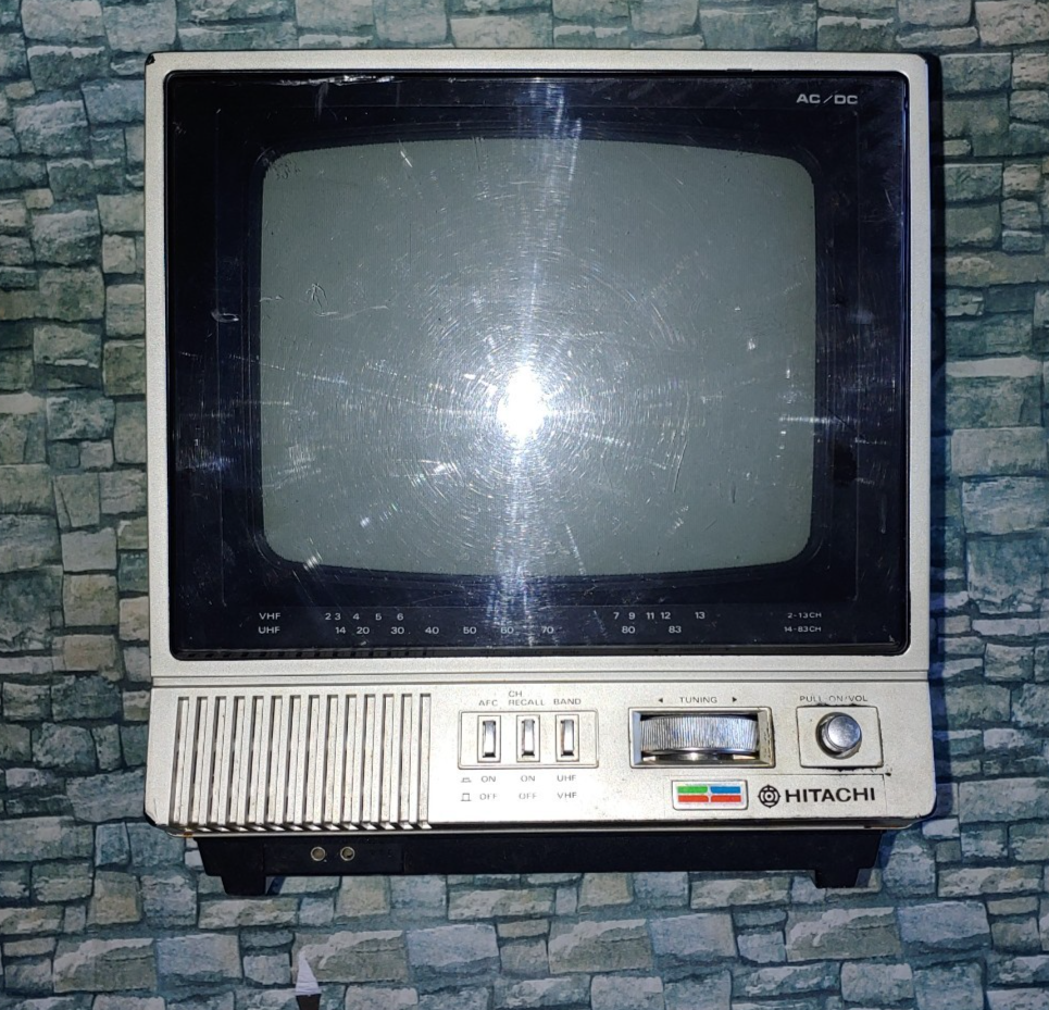 レトロ日立カラーテレビジョンCT-747テレビTV s-l1200.png