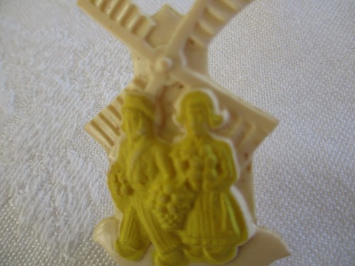 4 Dutch windmill plastic vintage push pin curtain tie backs blue yellow - Picture 7 of 12
