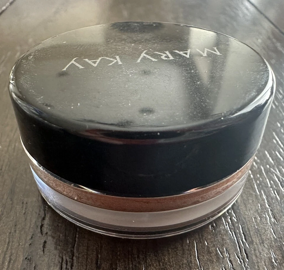 Mary Kay бронзовые кремовые тени для век ледяной какао какао глазурь блестящие кровоточащие - Изображение 2 из 3