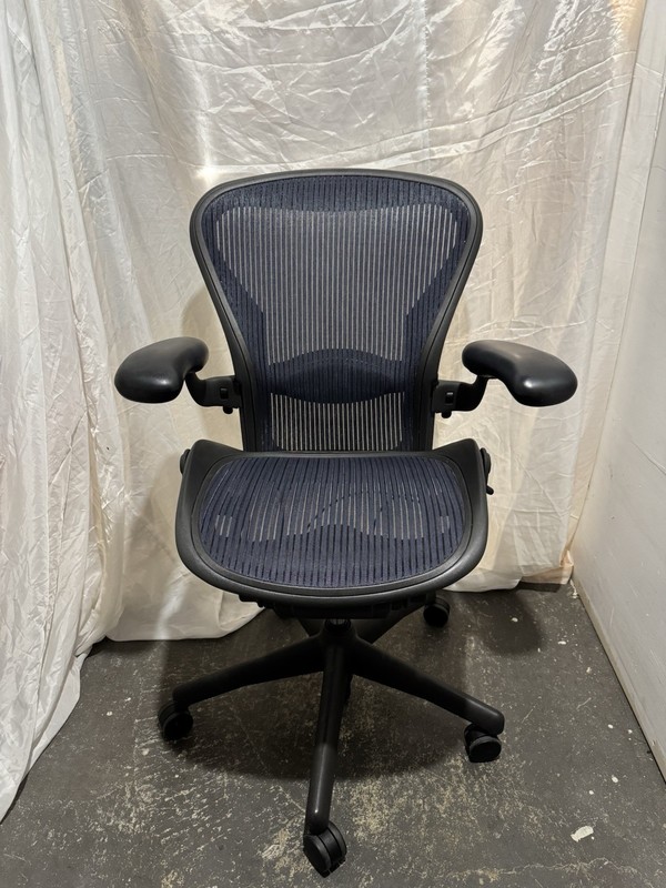Herman Miller Aeron Chair
