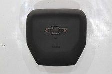 2022 2023 CHEVY SILVERADO 1500 DRIVER WHEEL AIRBAG OEM AIR BAG